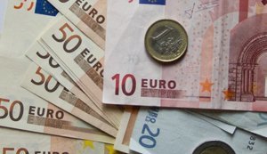 Европарламент и Совет ЕС рассмотрят предложения о финпомощи Украине 12 марта