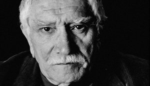 Джигарханян о вторжении России в Украину: "Один дурак бросил камень в воду, а 100 умных вытянуть не могут". АУДИО