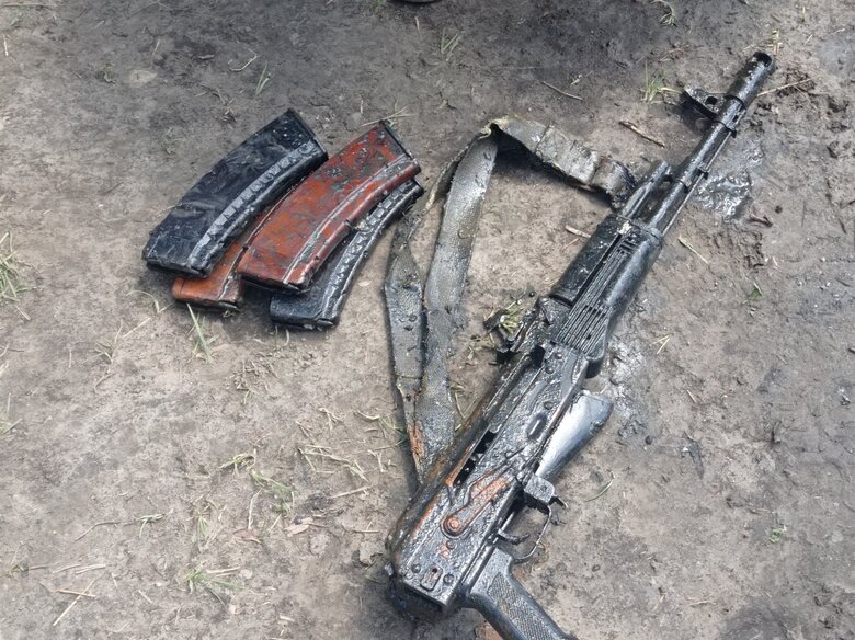 На Чернігівщині з річки витягли танки з законсервованими окупантами 02