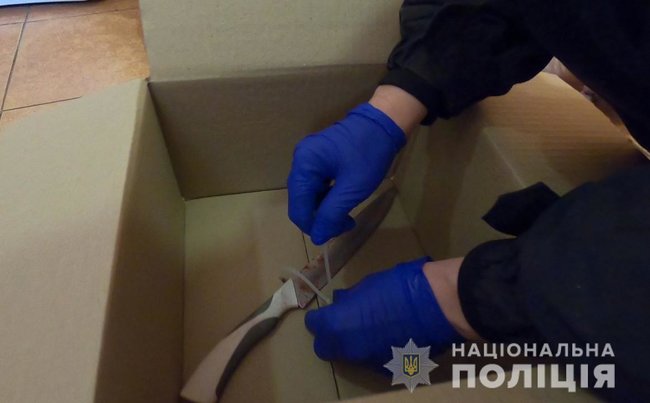 Мужчина зарезал соседа по квартире из-за постоянных унижений 03