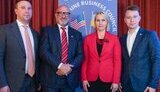Посол США в Україні Бріджит Брінк та гендиректор Української бронетехніки Владислав Бельбас