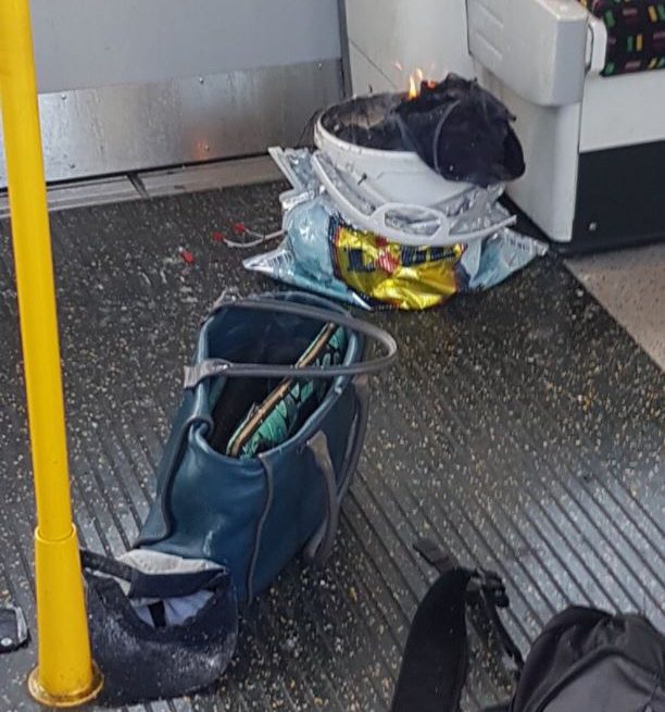 У лондонському метро пролунав вибух 01