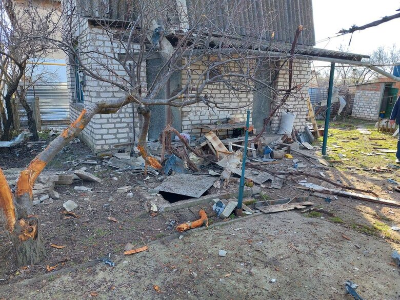 Последствия вражеского удара из ствольной артиллерии по Очакову 07