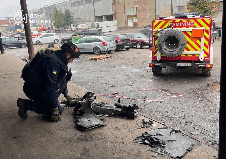 Rescue workers extinguished major fires following shelling in Volyn