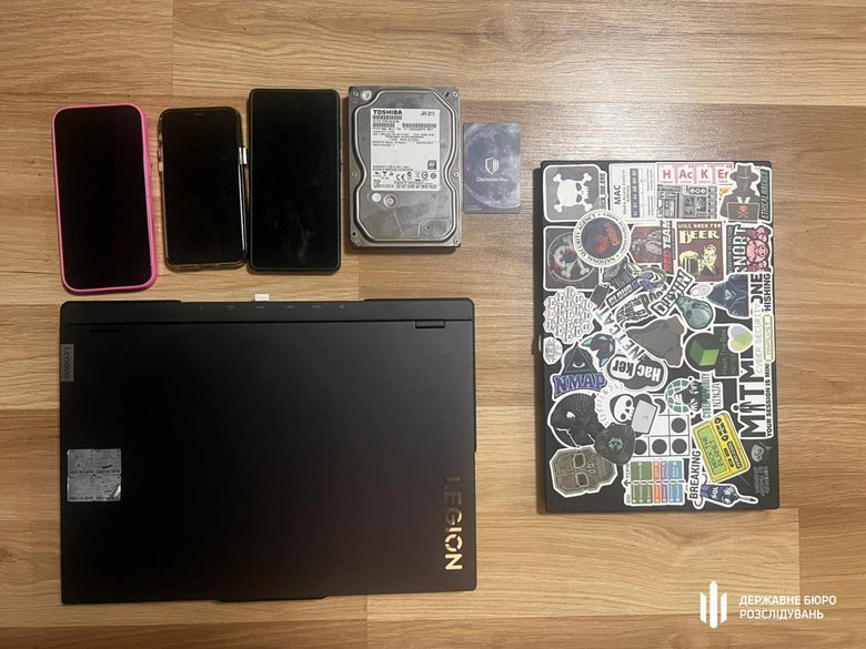 Кіберзлочинна група: на Закарпатті затримано співучасника