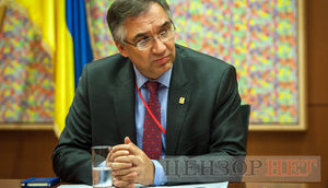 Посол Канади в Україні Роман Ващук: "Я заохочую людей, щоб, подаючи на візу, вони все представляли так, як є. Не прикрашали, не прибіднялися. Це не декларація"