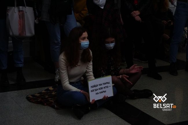 Загальнонаціональний страйк у Білорусі підтримали навіть школярі 04