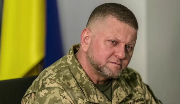 Zelenskyy signs decree on Zaluzhnyi’s dismissal - sources