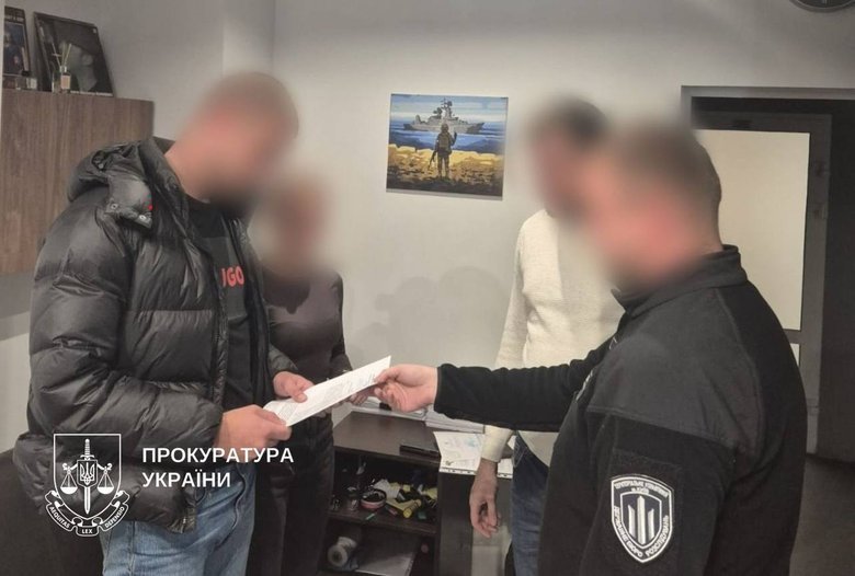 Поліцейські побили чоловіка у Києві. Їм повідомлено про підозру