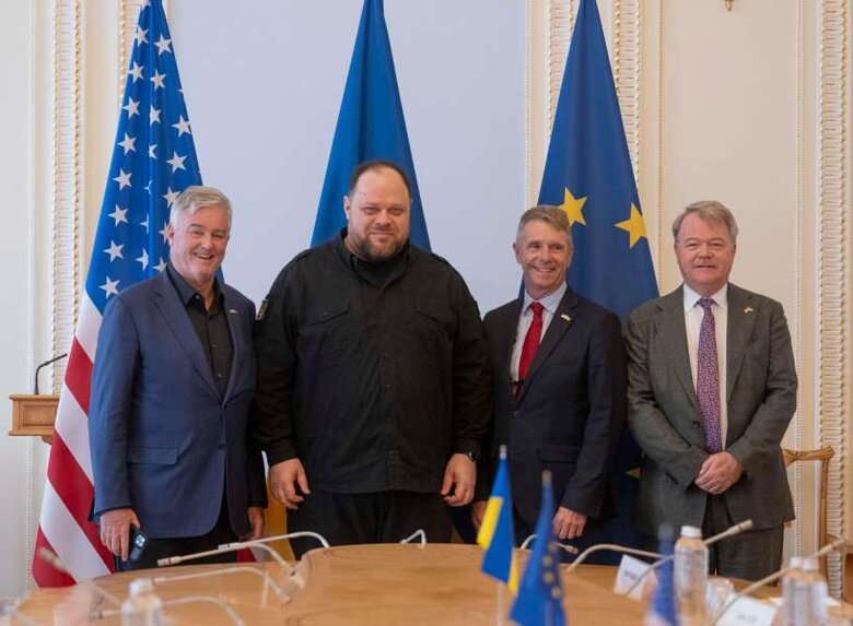 Конгресмени Віттман і Трон прибули до Києва та зустрілися зі Стефанчуком