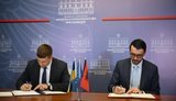 Україна та Албанія підписали угоду про "транспортний безвіз"