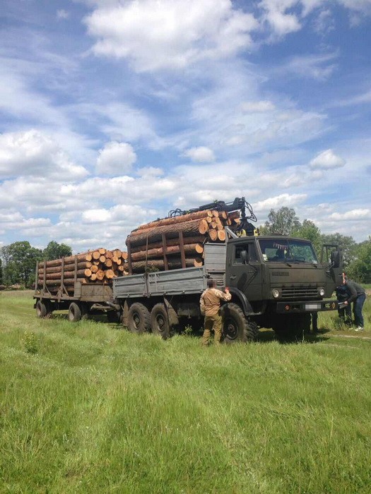 СБУ затримала на хабарі двох керівників поліцейських підрозділів на Чернігівщині 03