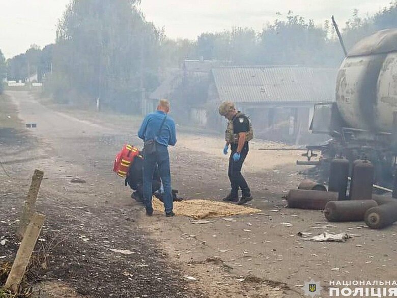 РФ атакувала прикордоння Чернігівщини: загинули 3 особи, зокрема дитина