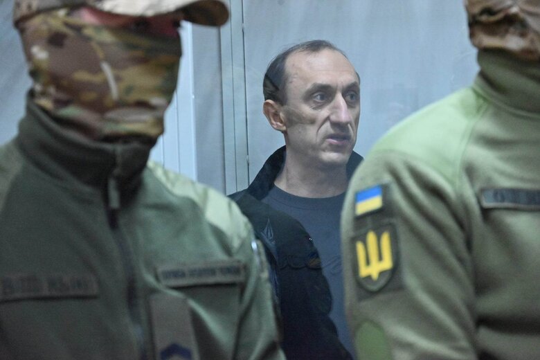 Шевченковский райсуд рассматривает ходатайство прокуратуры о продлении сроков расследования по делу полковника Червинского 09