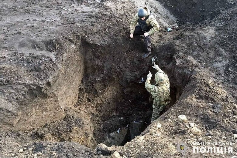 На Хмельниччині знешкодили вибухівку з ракети 