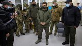 Зеленський відвідав новий КПВВ "Щастя" на Луганщині: Люди з окупованих територій будуть бачити, що Україна сучасна, асфальтована, мирна і безпечна. ФОТОрепортаж
