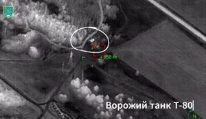 Turkish Bayraktar adjusts HIMARS fire at enemy vehicles in Kherson region. VIDEO