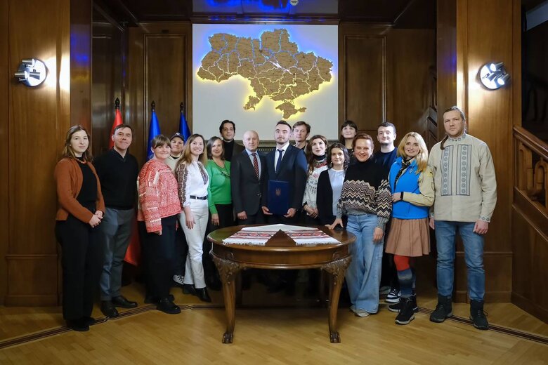 Члени Асоціації українських організацій Австрії