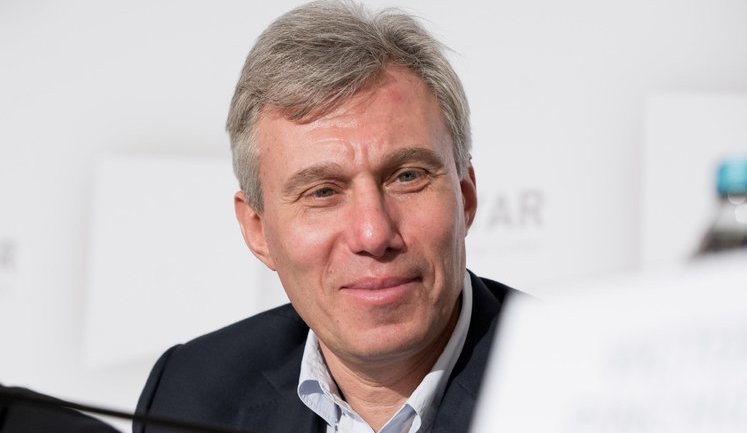 Через санкції ЄС російський мільярдер вийшов з наглядової ради центру "Бабин Яр" у Києві