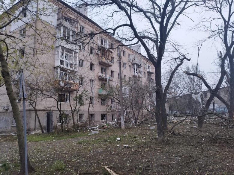 Окупанти вдарили по Миколаєву Калібрами з акваторії Чорного моря. Кількість пораненних зросла до 23 осіб, - ОК Південь 08