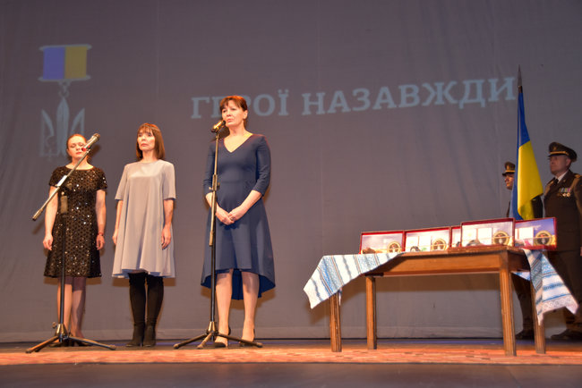 Нагородження орденом Народний Герой у Чернігові: Микола півтори години реанімував двох важкопоранених прямо на дорозі 21