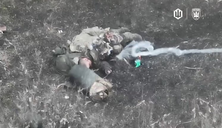 Пілоти "Птахів Мадяра" ліквідували рашиста, який завмер, побачивши український FPV-дрон. ВIДЕО