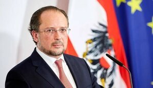 Очільник МЗС Австрії Шалленберг змінить Курца на посаді канцлера