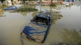 "Мы держались в воде 8 часов. Мимо плыли трупы", - исповедь очевидца