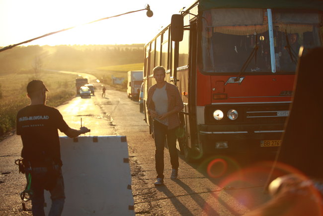 Письменник Сергій Жадан: Мені особисто бракує фільмів про цю війну. Але Дике поле, зняте за романом Ворошиловград, ще й про дружбу, любов, память та повернення 08