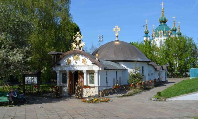 Біля руїн Десятинної: передумови і можливий розвиток справи архітекторів 04