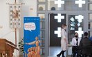 Ляшко призвал последовать примеру УГКЦ и открывать пункты вакцинации в других церквях и соборах.