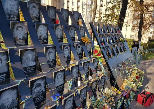 Генпрокуратура проти КМДА: хто затягує розслідування розстрілів на Інститутській 01