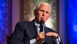 Путин нападет на страну НАТО, если захватит Украину, - экс-вице-президент США Пенс