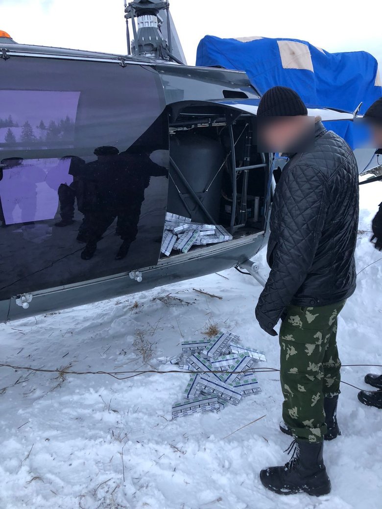 На Закарпатті прикордонники затримали вертоліт контрабандистів 02