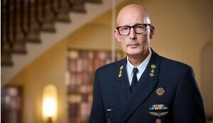 Россия постоянно наращивает военный потенциал и перебрасывает новые подразделения к границам стран Балтии, - разведка Нидерландов