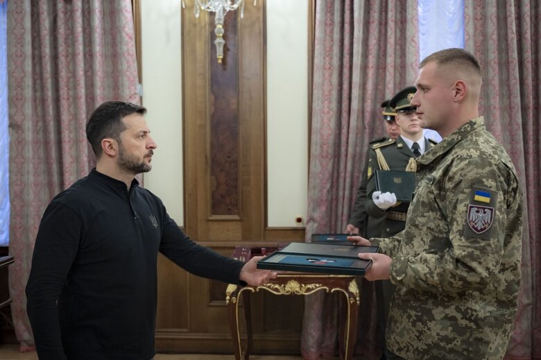 Zelenskyy congratulates soldiers on the Day of Missile Troops and Artillery