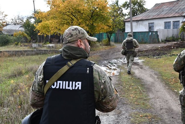 Для обеспечения безопасности в Золотом-4 и Катериновке привлечены дополнительные полицейские силы, - Троян 02