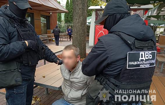 Одесит замовив розбійний напад на свого роботодавця, - Нацполіція 02