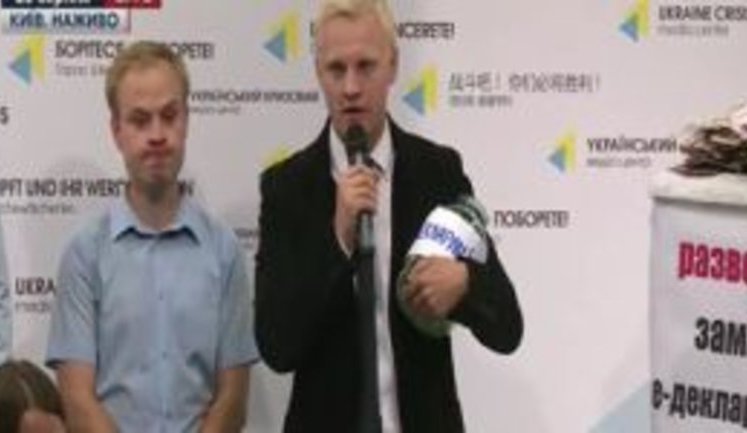 "Гривня піде в піке. Її можна буде змити в унітаз", - Шабунін про наслідки недосконалості системи е-декларування. ВIДЕО