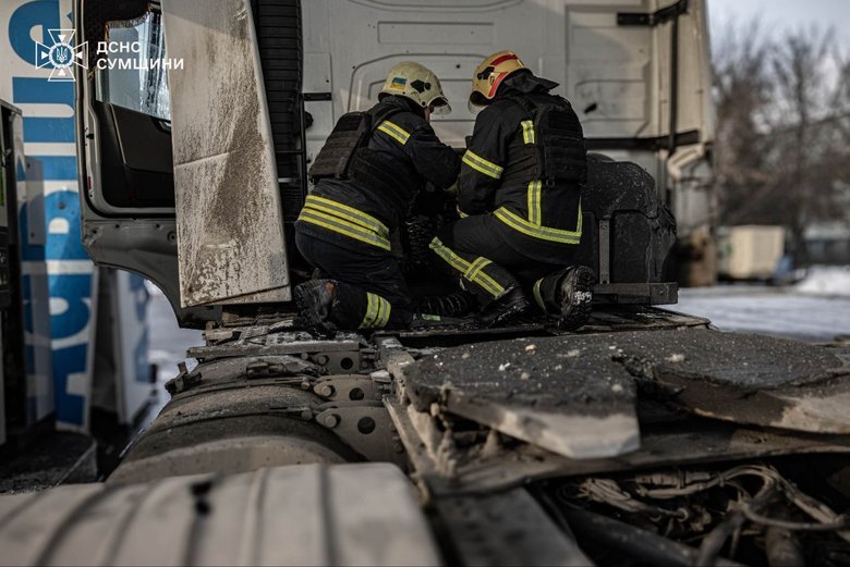 Удар РФ по АЗС у Сумах