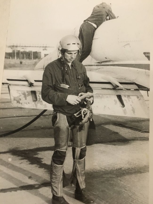 Льотчик Ігор Табанюк: Якщо аеродром, який я відновив, роздеребанять, я втрачу сертифікацію - і в Коломиї більше не буде підготовки льотчиків 03