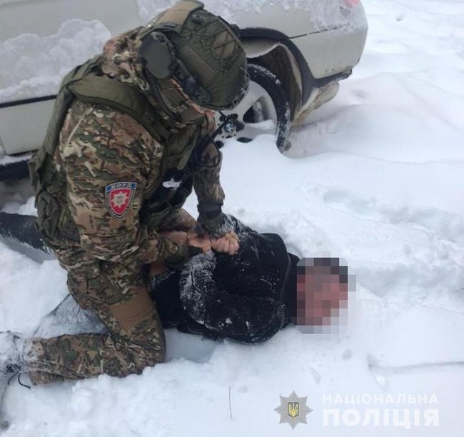 Вымогателей во главе со смотрящим задержали на Львовщине 02