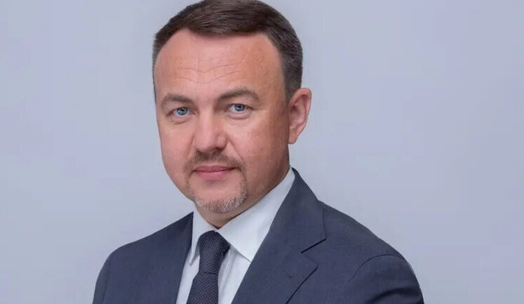 Директор "Спецтехноэкспорта" Петров до сих пор - на должности, а его семья владеет элитным отелем в Буковеле, - ЦПК