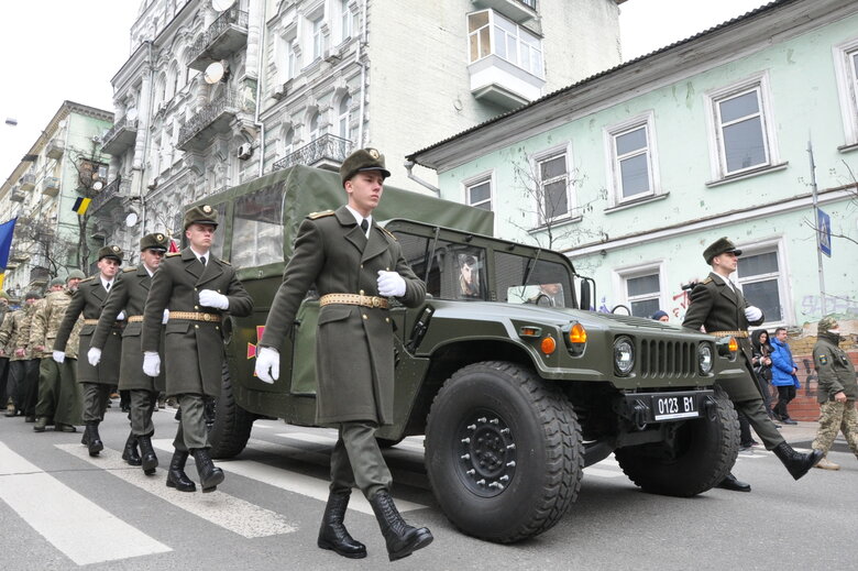 З Героєм України Дмитром Коцюбайлом (Да Вінчі) попрощалися в Києві 61