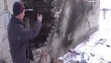 "У дворі копирсався, дрова рубав. Дивлюся - у сусіда дача розсипалася", - житель Авдіївки про обстріл. ВIДЕО