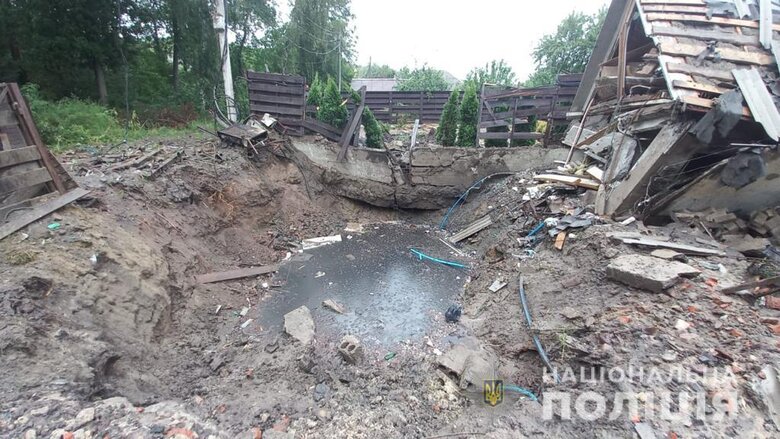 Последствия вражеских обстрелов в Киевском районе Харькова, - Нацполиция 04