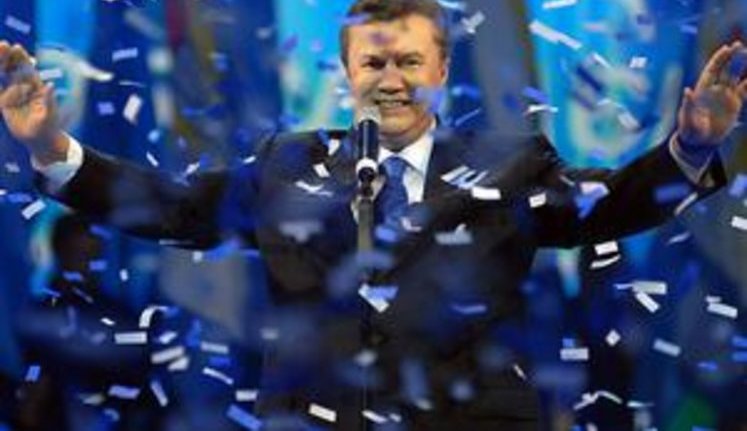 Януковича освистали на открытии "Олимпийского"