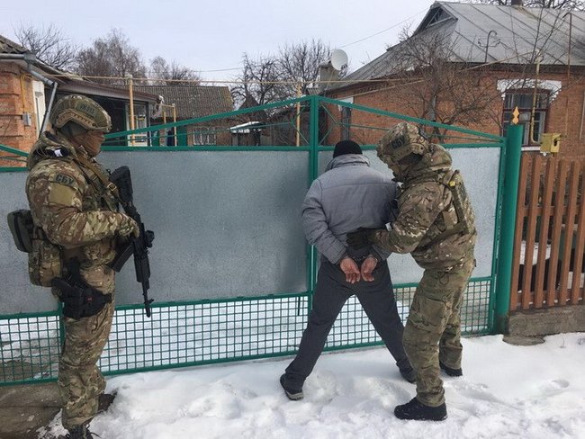 Задержан объявленный в международный розыск главарь азербайджанской ОПГ, - СБУ 01