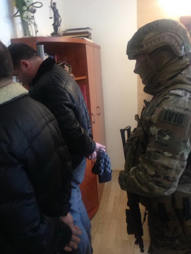 Группа рейдеров задержана во Львове, - СБУ 01