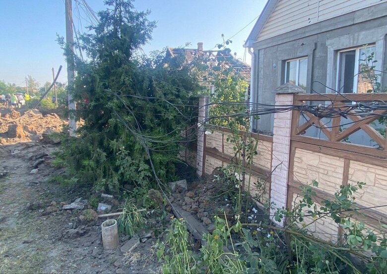 Вночі ворог вдарив ракетами по Криворізькому району та Нікопольщині 03